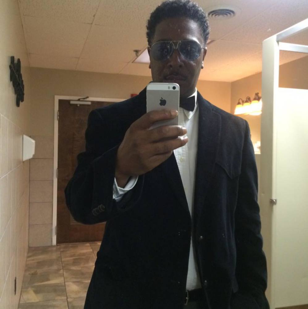 Meet your Posher, Dion